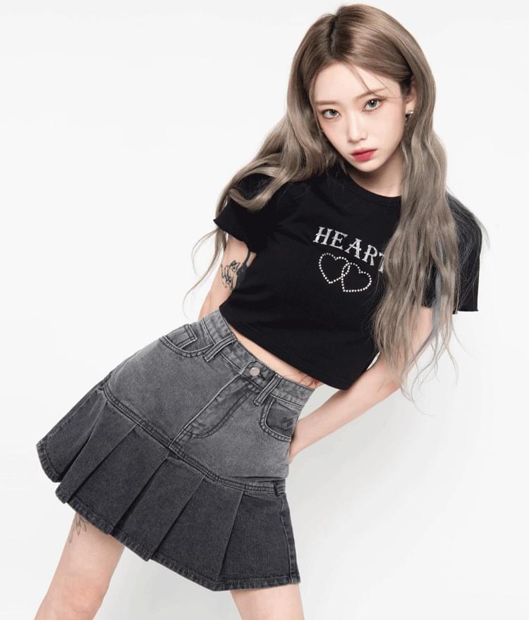 Heart Pleats Denim Skirt (Dark Grey)