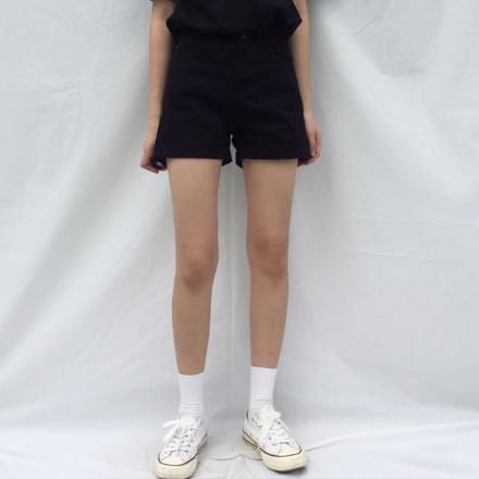 牛仔短褲