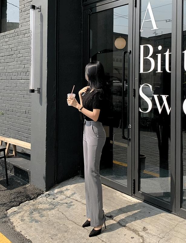레오드슬림부츠컷 slacks