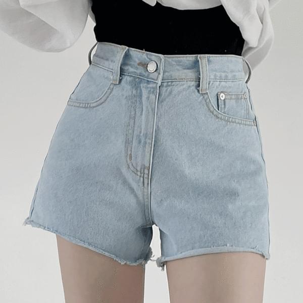 デニムショートパンツ