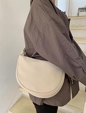 ショルダーバッグ