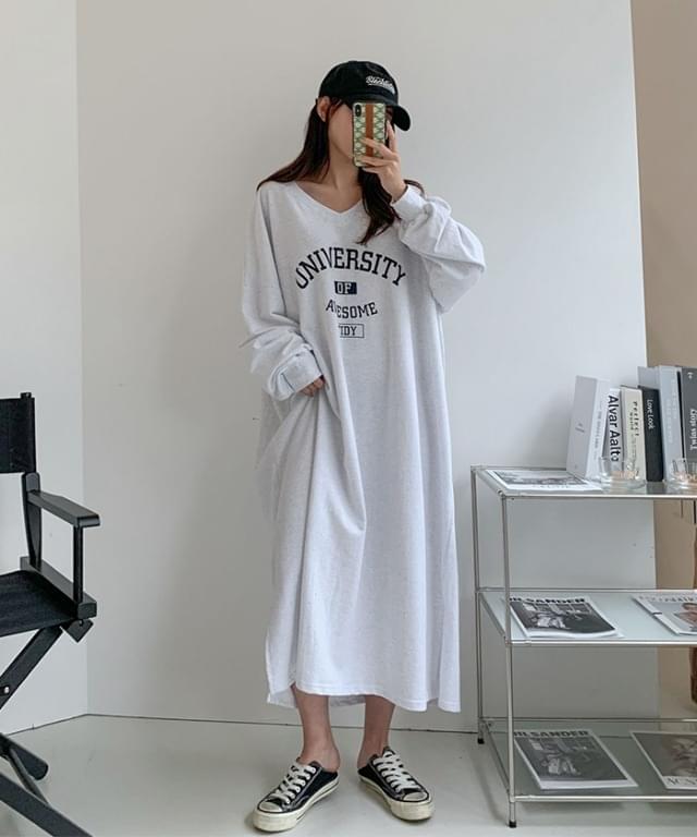 連身睡衣