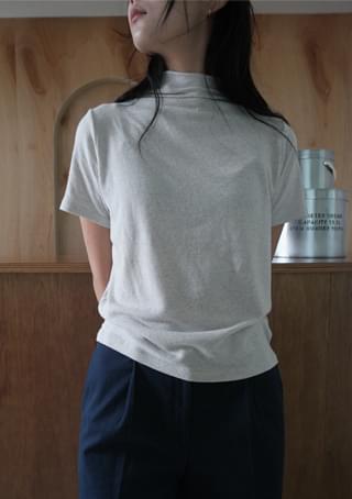 短袖上衣