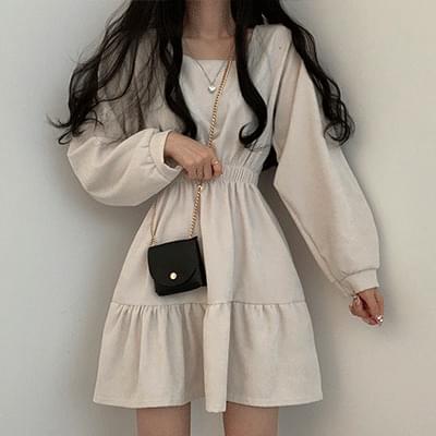 シャツワンピース