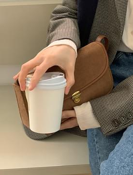 ショルダーバッグ