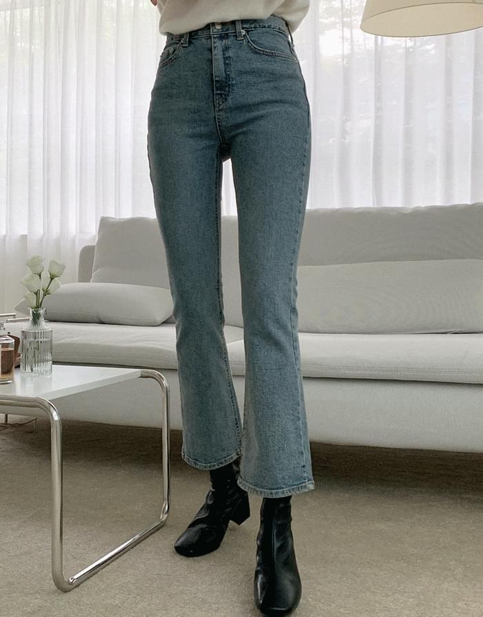 デニムパンツ