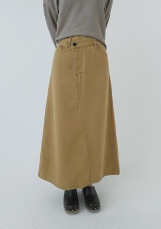 mustard twisting skirt