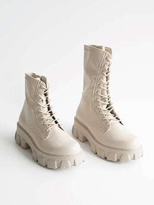 ウォーカーシューズ