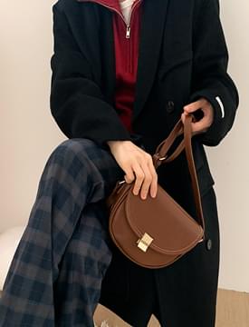 ショルダーバッグ