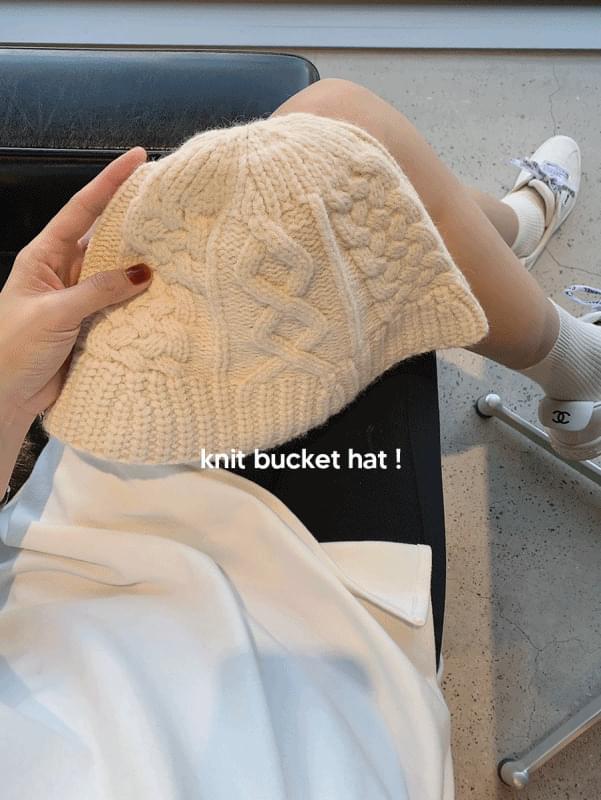 Once Knit Bucket Hat