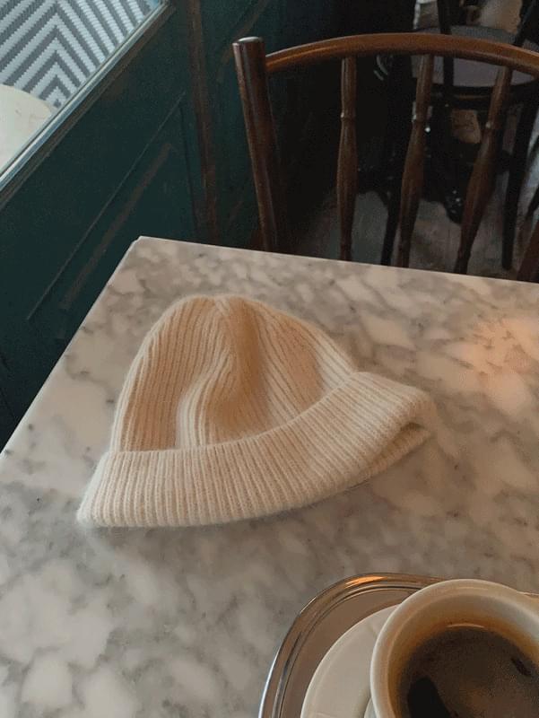 Angora Golgi Beanie