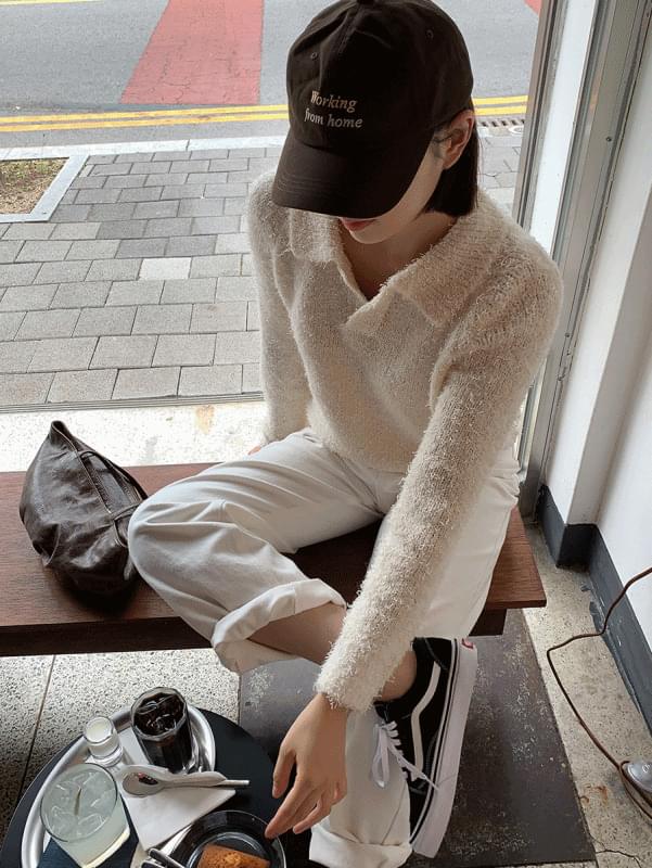 Queen's Collar Knit