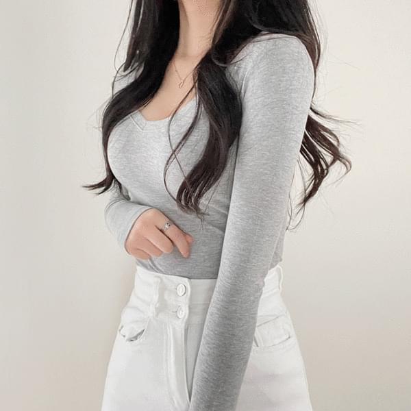 르니 브이넥 티셔츠