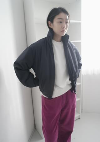 ジップアップジャンパー