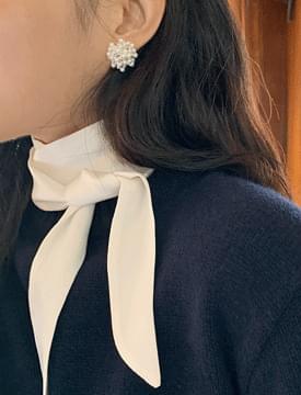 drop-earring