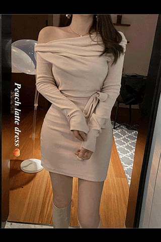 洋裝