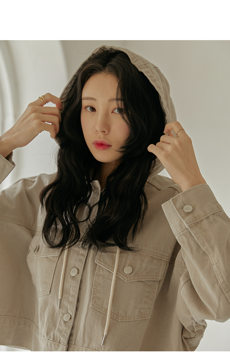 common unique Extended Sleeve Cropped Jacket Codibook.