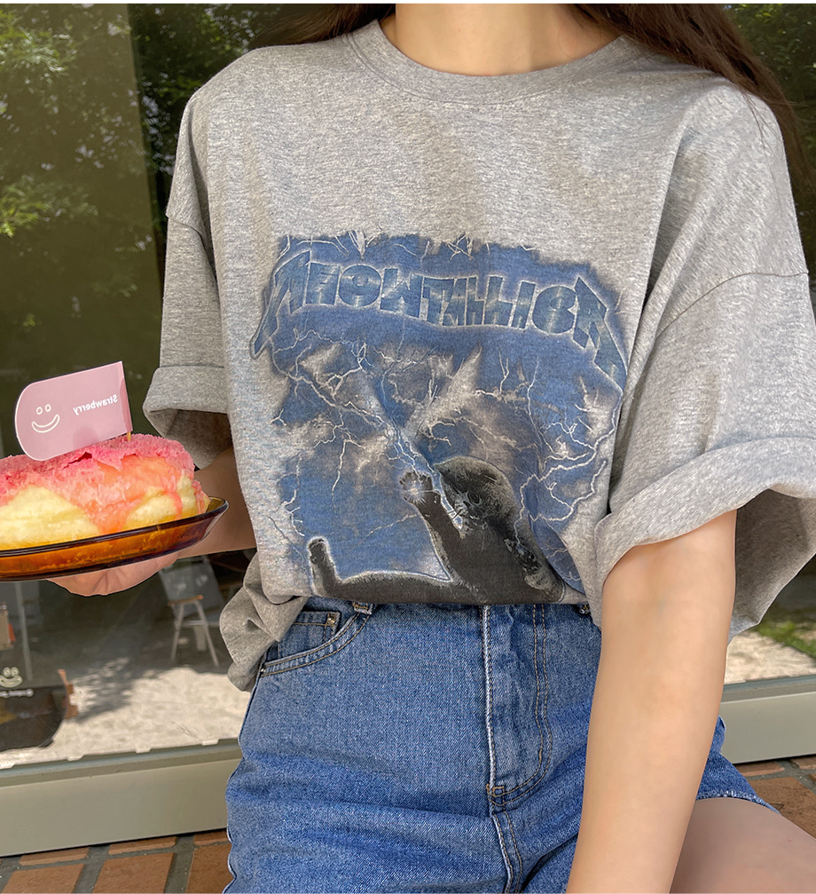 リリエンコ プリントオーバーフィットTシャツ