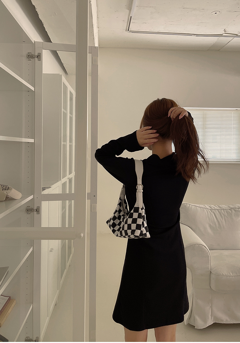 RIRINCO カラーネックカットオフ長袖ワンピース
