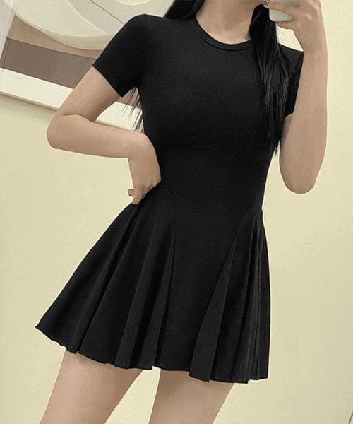 Onho round neck flare Dress