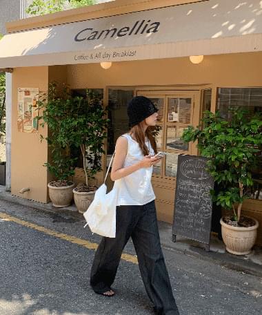 Luffy Non-Fade Wide Denim Pants 牛仔裤