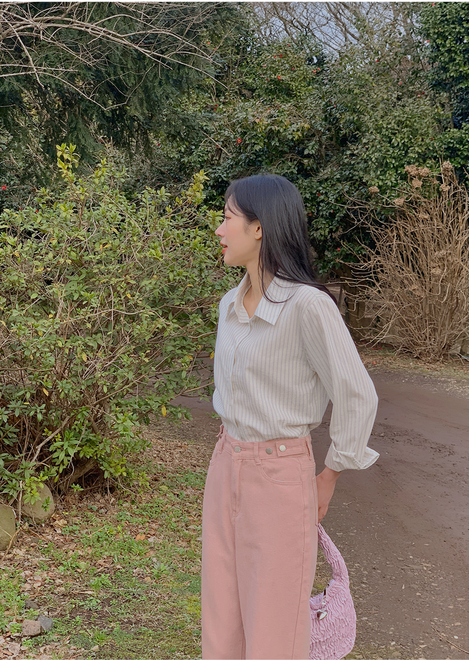 리리앤코 스튜로안 스트라이프 카라넥 셔츠