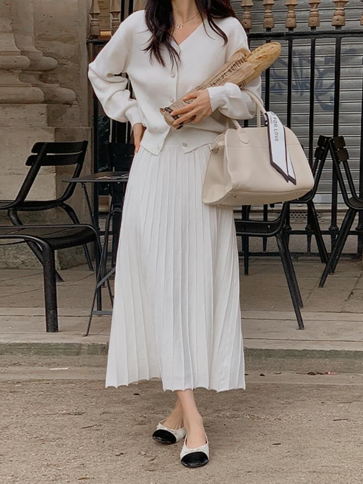 Delven Knitwear V-Neck banding pleated two-piece set 套装