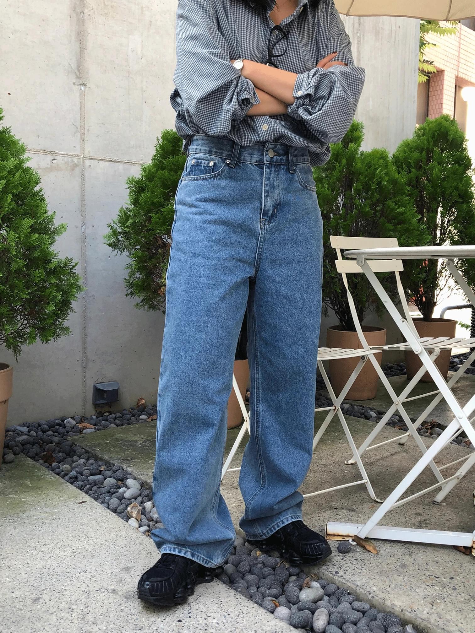 walk straight denim