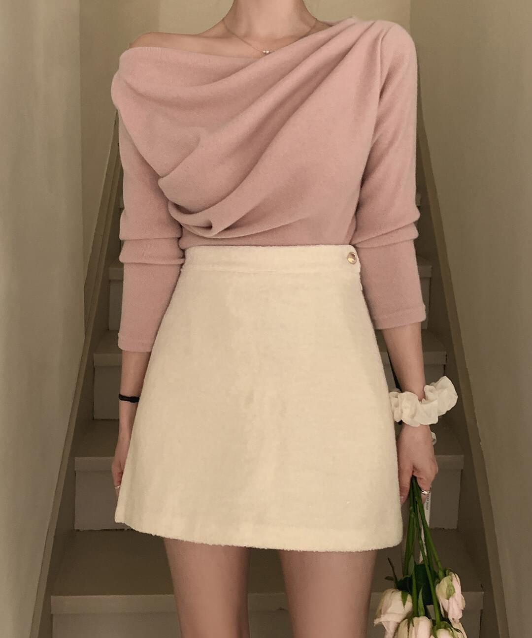 Wellrose Drape Off-Shoulder Shirring T-Shirt 长袖上衣