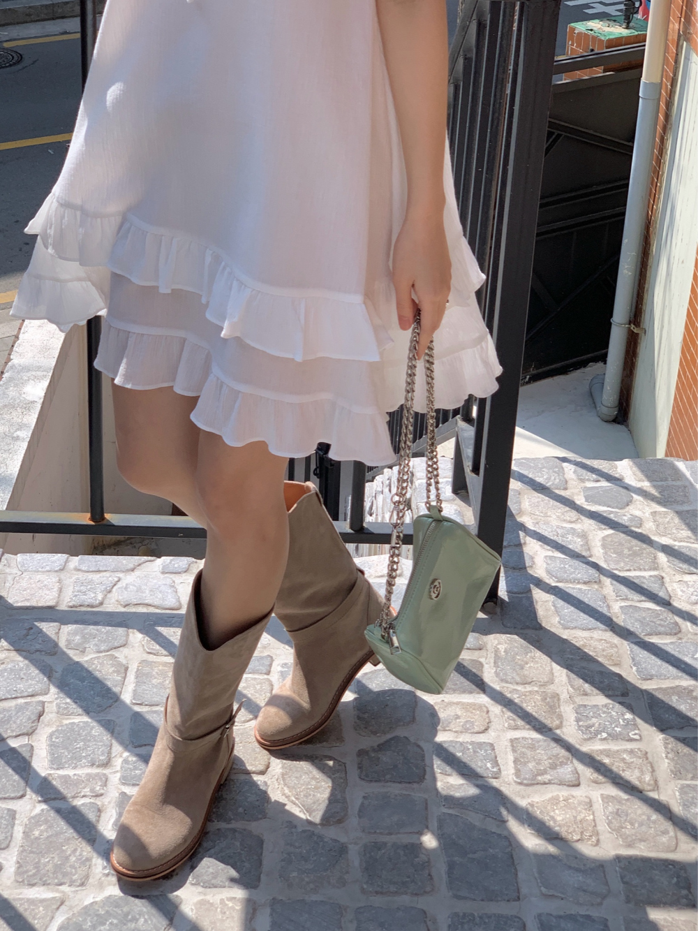 드레스 모델 착용 이미지-S1L12