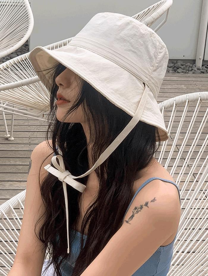 Cargo rustle bucket hat chin strap wire bungee vacation hat 4color