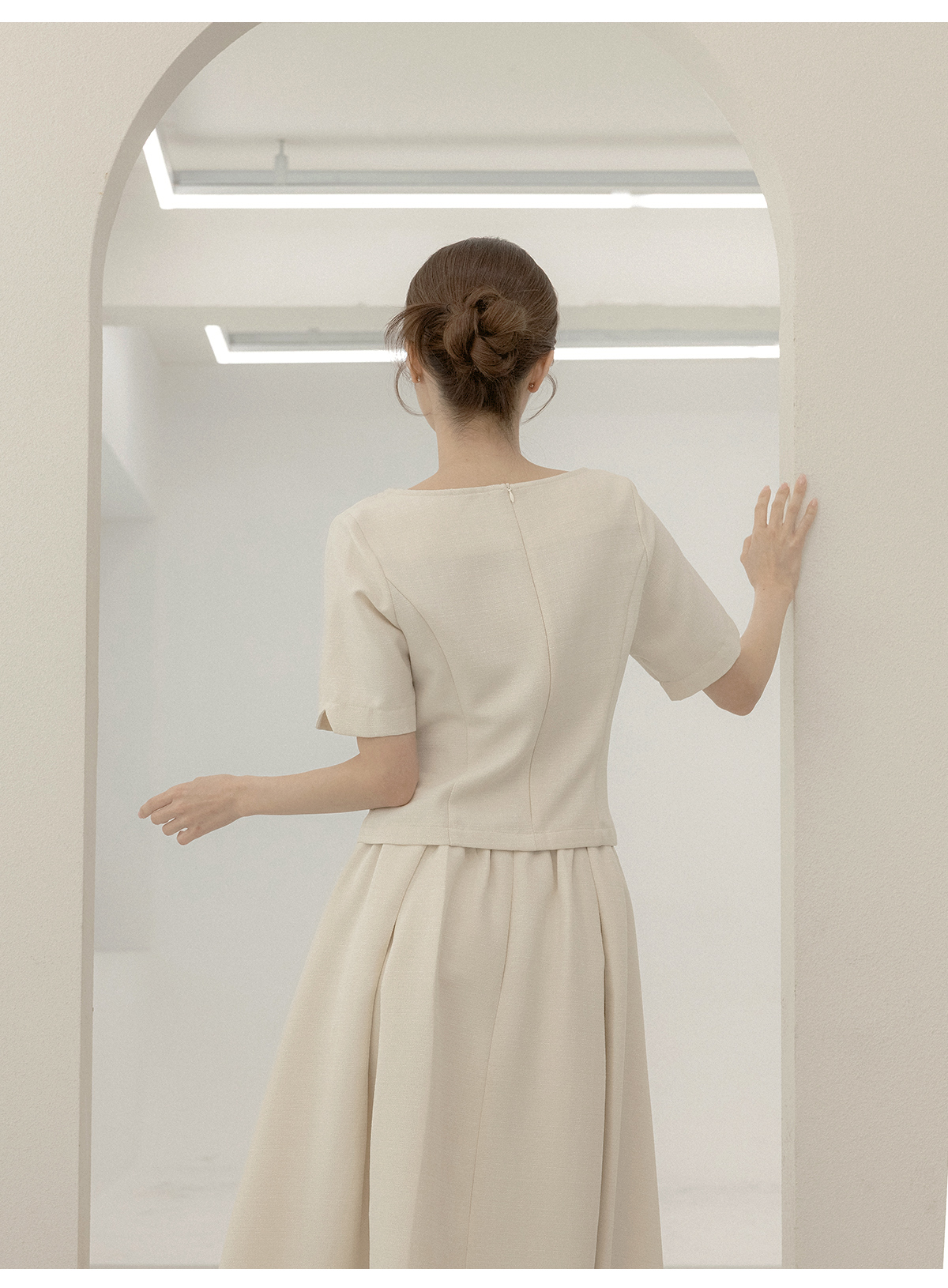 헤빈드온 트위드 맞주름 뒷밴딩 투피스 세트