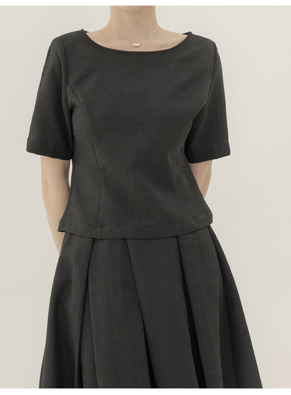 헤빈드온 트위드 맞주름 뒷밴딩 투피스 세트