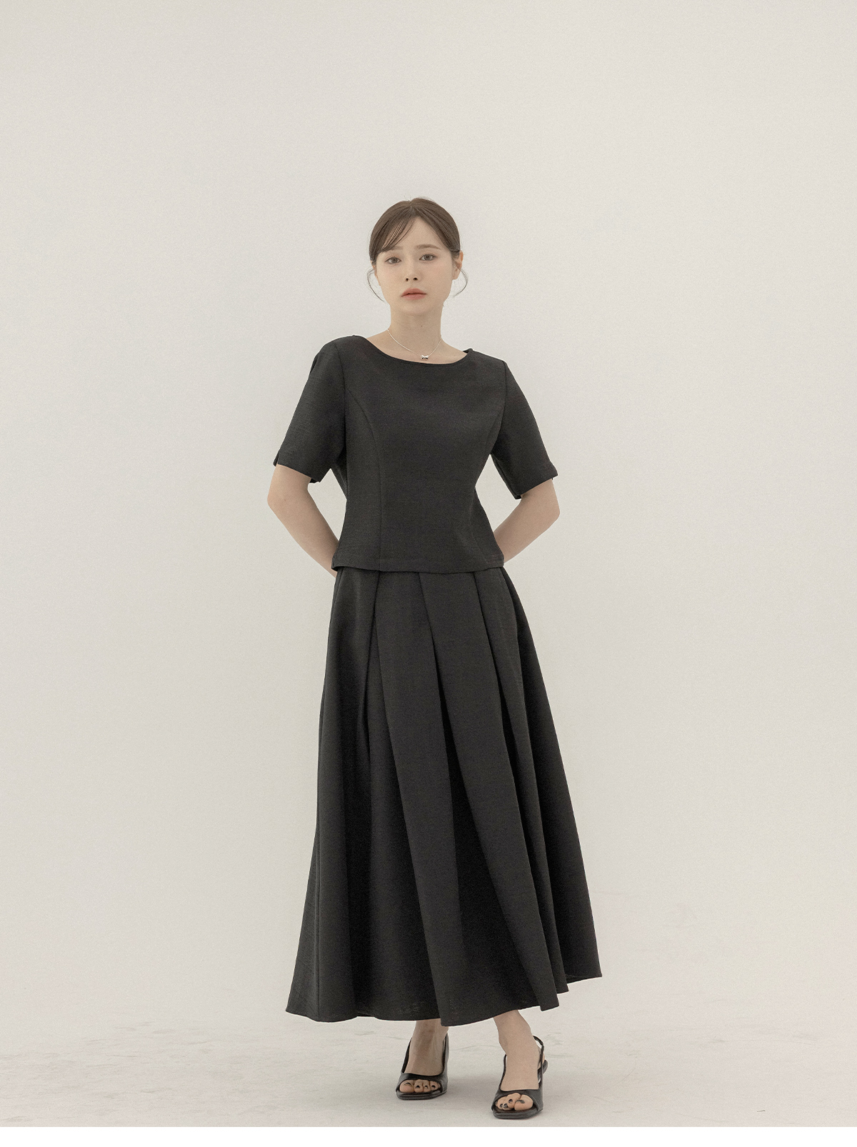 헤빈드온 트위드 맞주름 뒷밴딩 투피스 세트