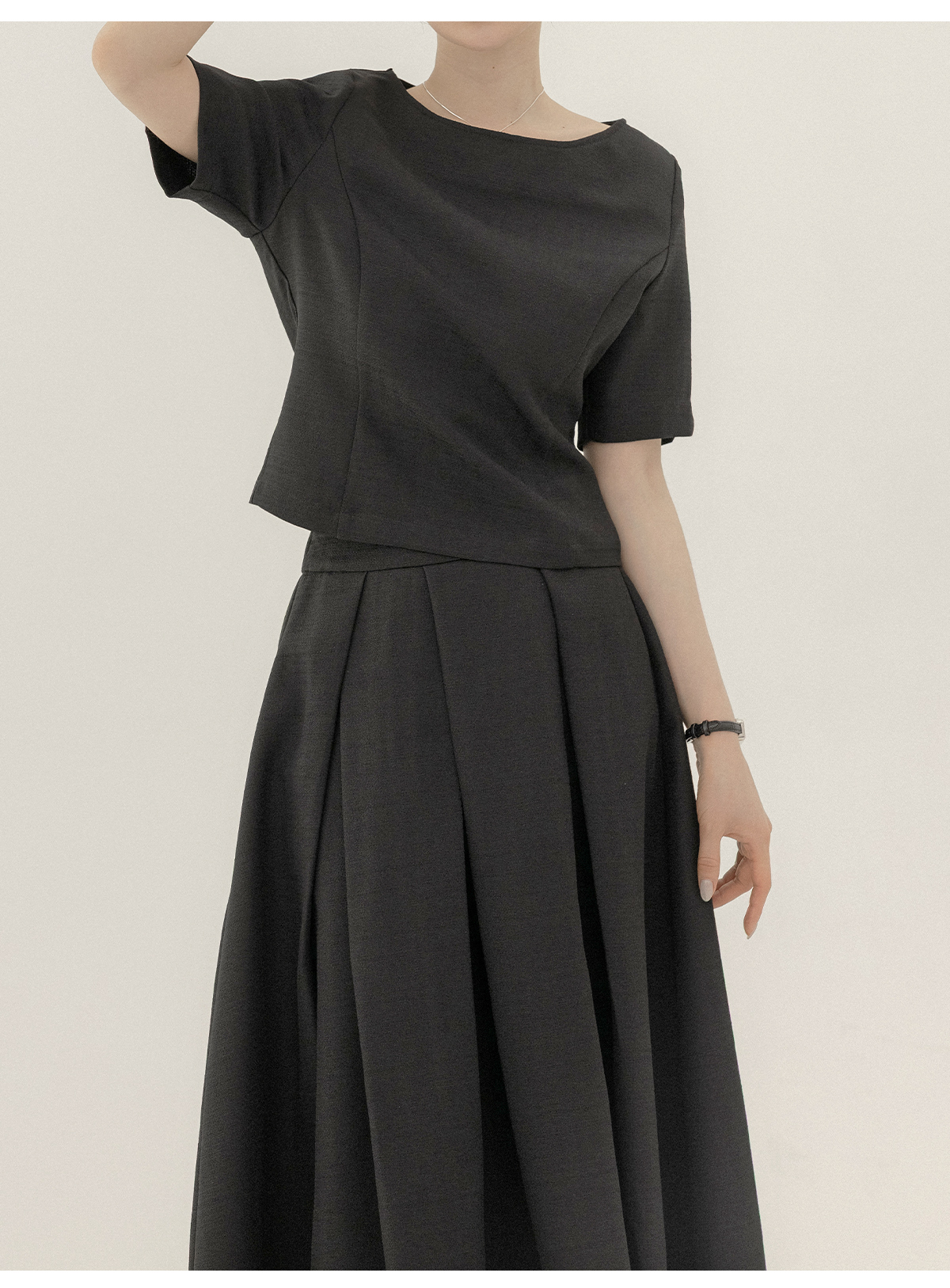 헤빈드온 트위드 맞주름 뒷밴딩 투피스 세트