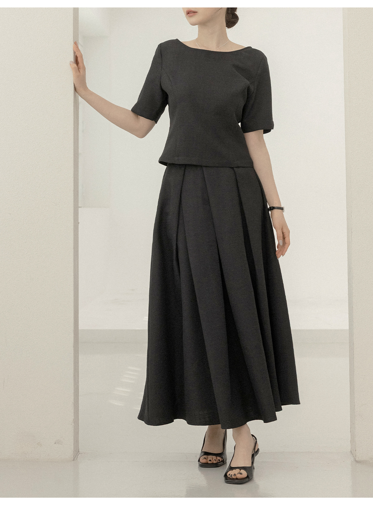 헤빈드온 트위드 맞주름 뒷밴딩 투피스 세트