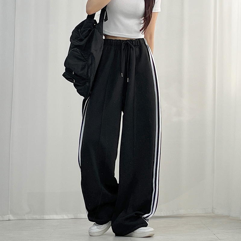 바지 모델 착용 이미지-S1L8