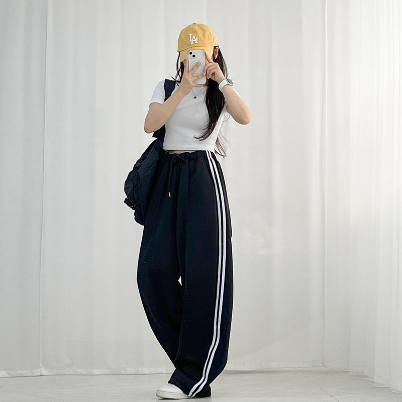 바지 모델 착용 이미지-S1L7