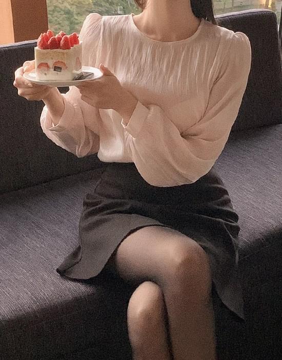 Deblanc see-through wrinkle blouse 長袖上衣