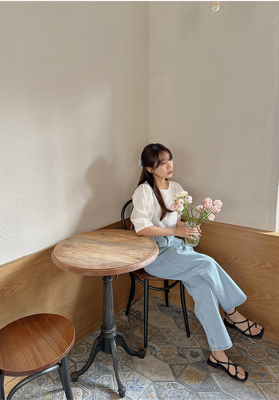 너츠밤 하이웨스트 핀턱 밴딩 데님 팬츠
