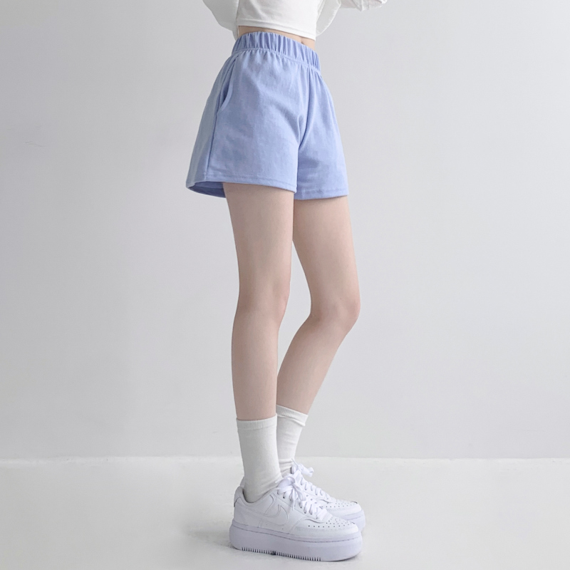 반바지 모델 착용 이미지-S1L31