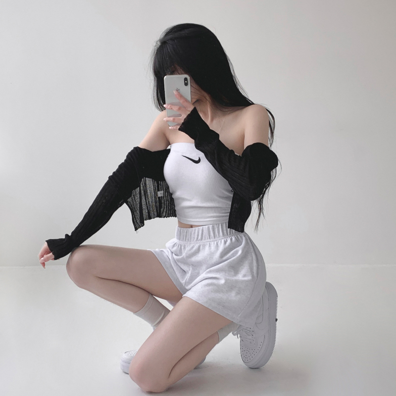 반바지 모델 착용 이미지-S1L33