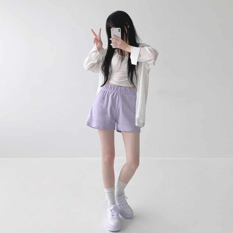 반바지 모델 착용 이미지-S1L69