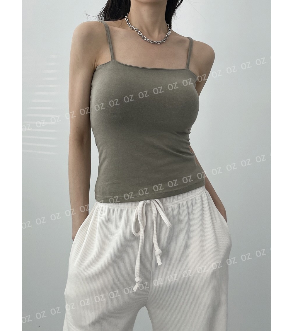 민소매 모델 착용 이미지-S1L3