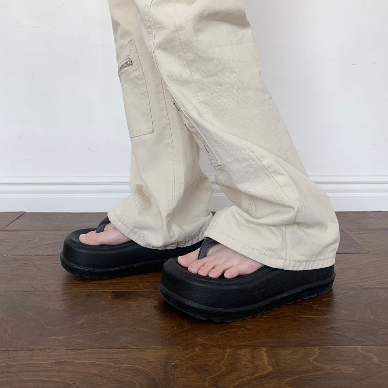 신발 상품 이미지-S1L3