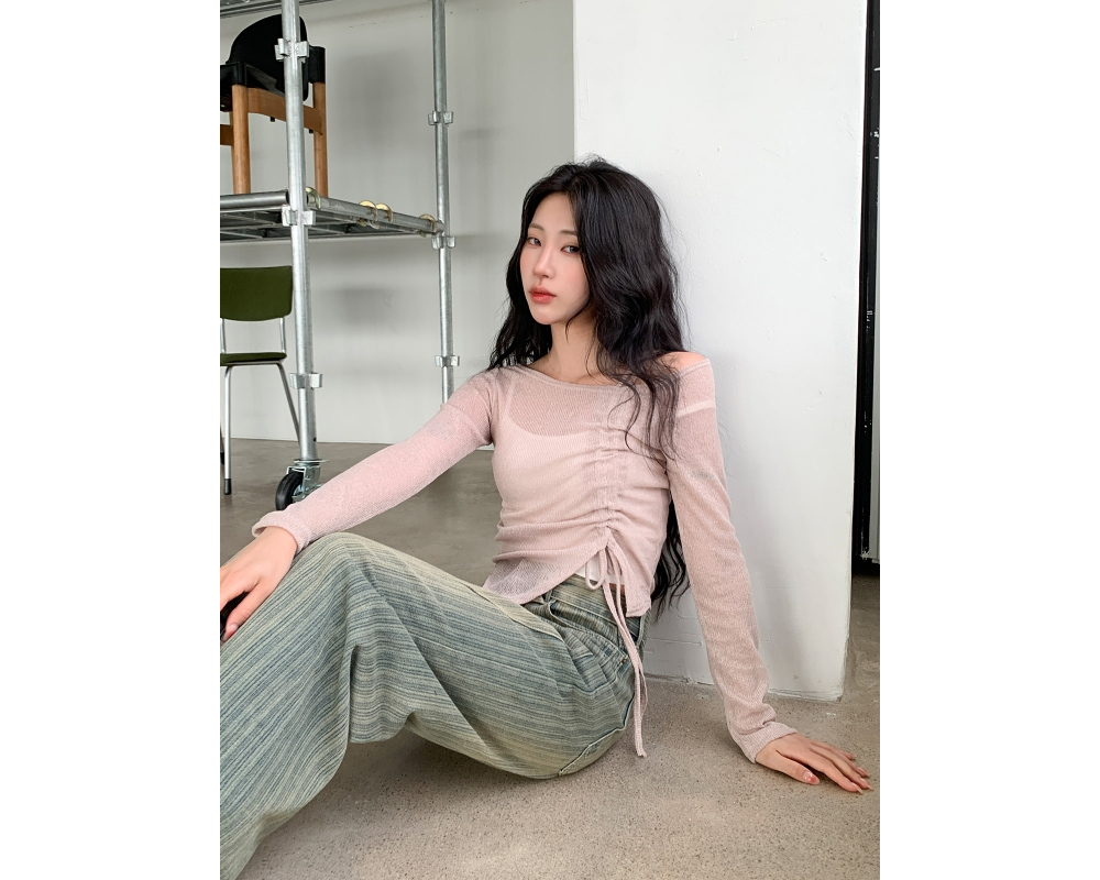 긴팔 티셔츠 모델 착용 이미지-S1L17