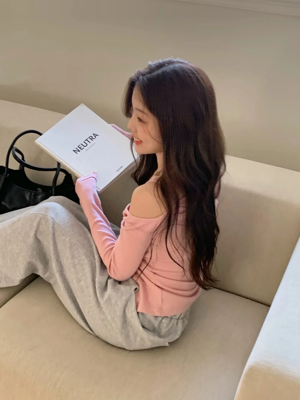 긴팔 티셔츠 모델 착용 이미지-S1L32