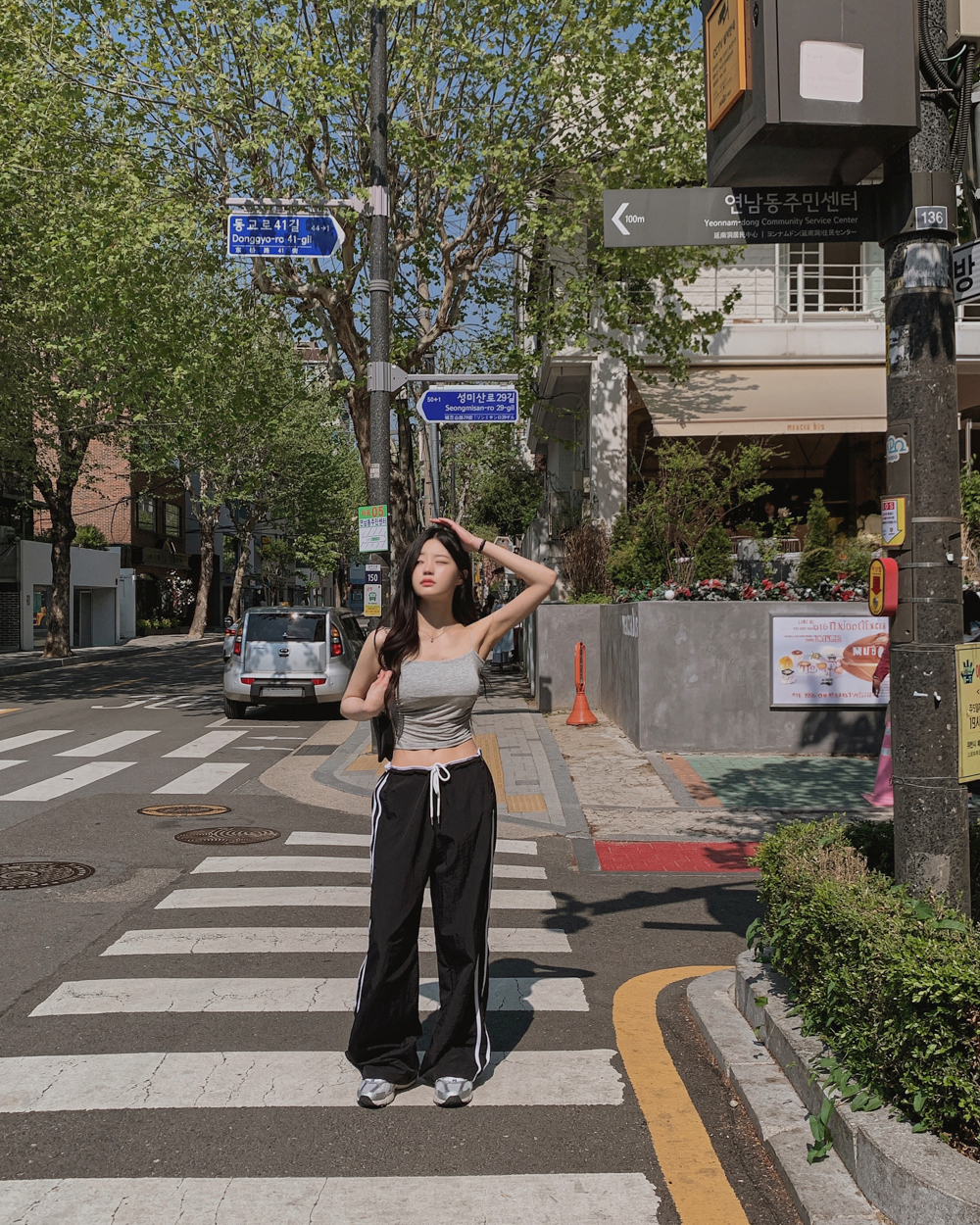 민소매 모델 착용 이미지-S1L62