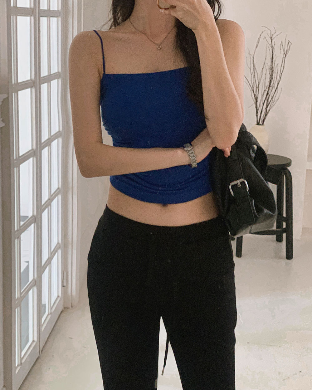 민소매 모델 착용 이미지-S1L117