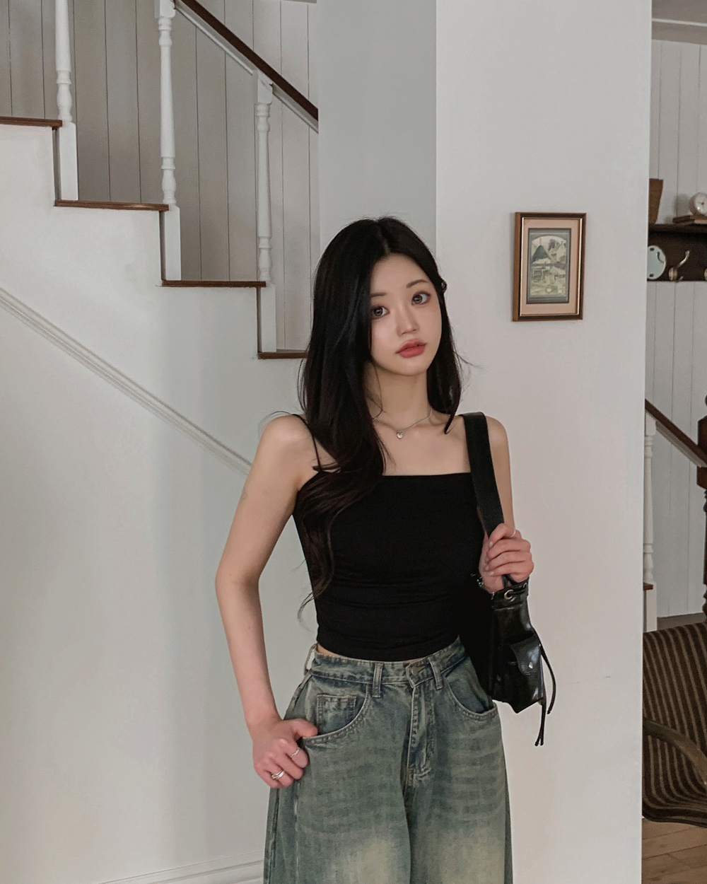 민소매 모델 착용 이미지-S1L97